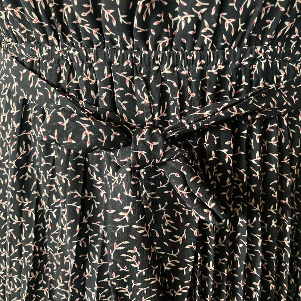 🏇 Baltic Born Prim Pleated Floral Black Midi Dress - Picture 12 of 15